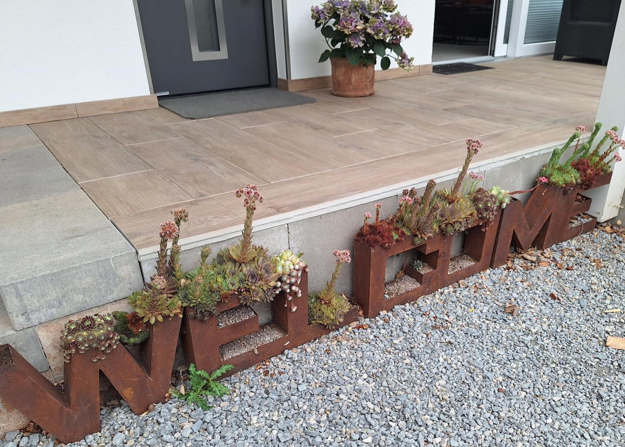 Auszeit Erfurt - Stilvoller Bungalow Mit Parkplatz - Zentrumsnah Extérieur photo